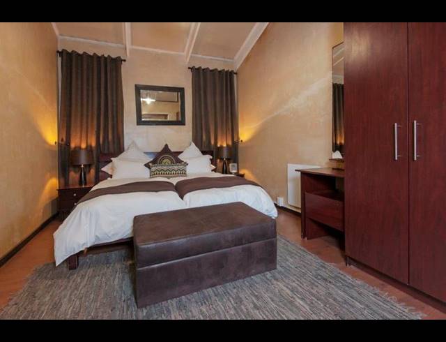 BUSINESS FOR SALE IN NORTHCLIFF